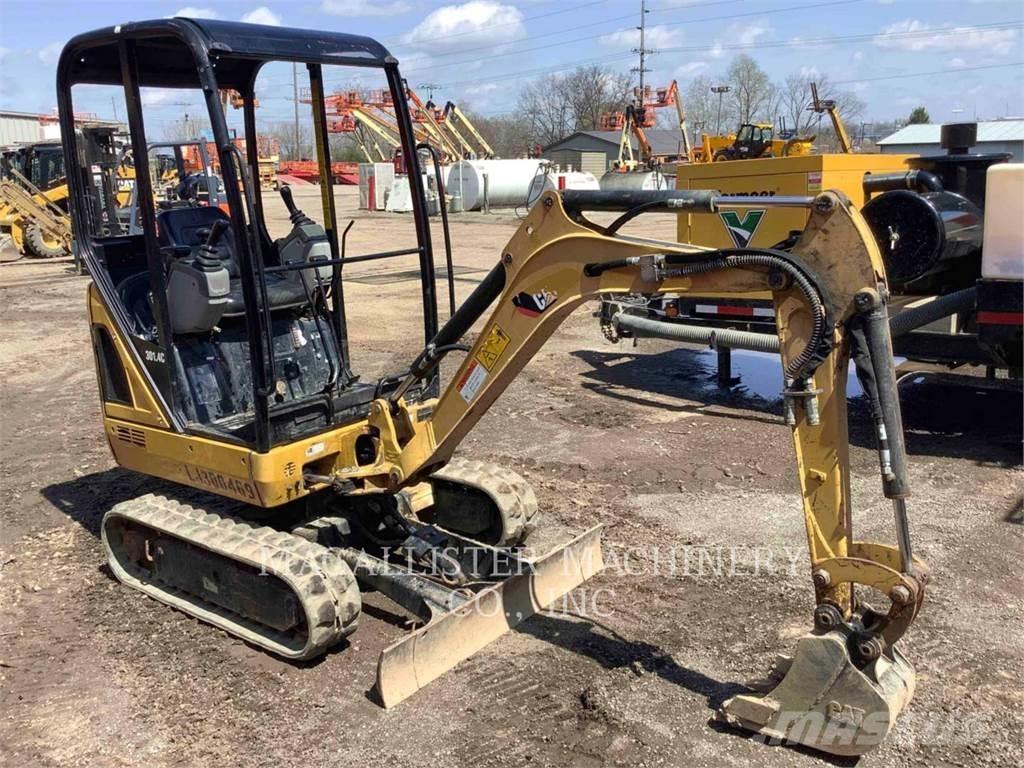 CAT 301.4C Pásové rýpadlá