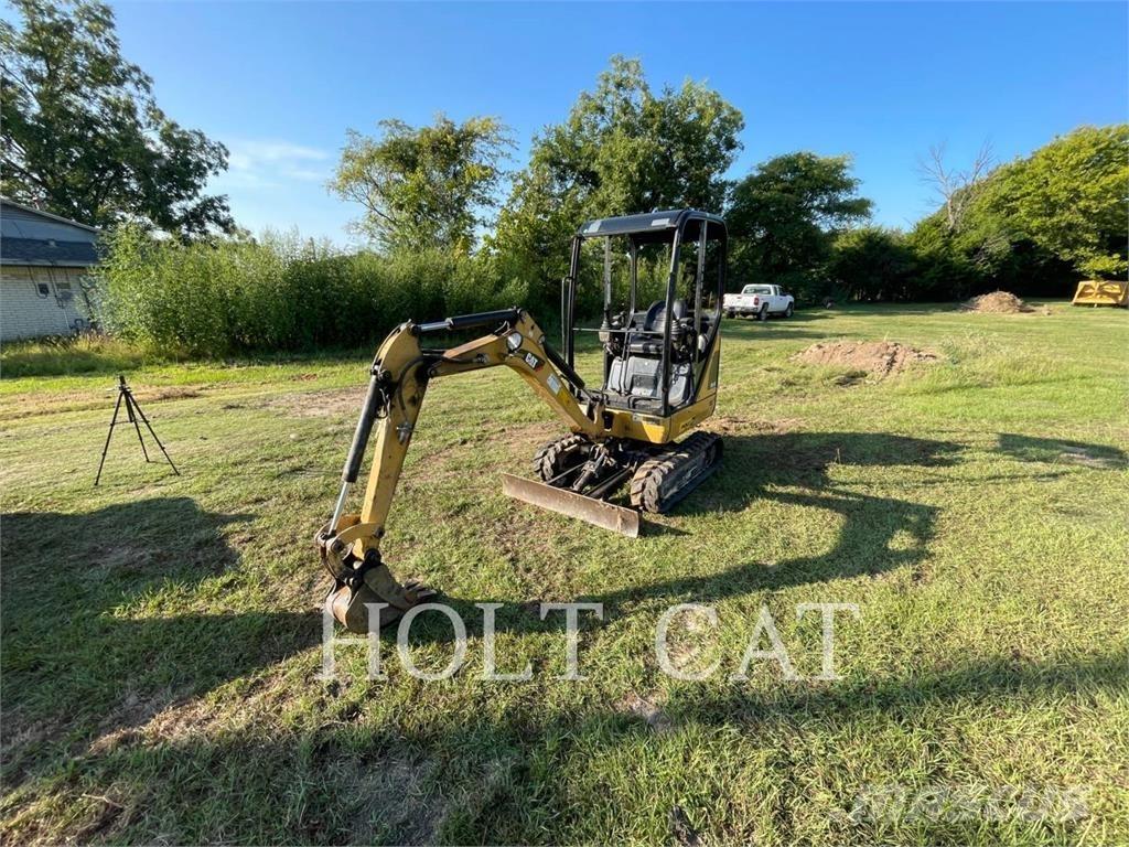 CAT 301.4C Pásové rýpadlá