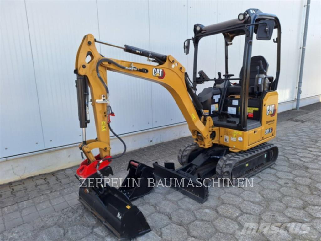 CAT 301.5-05A Pásové rýpadlá