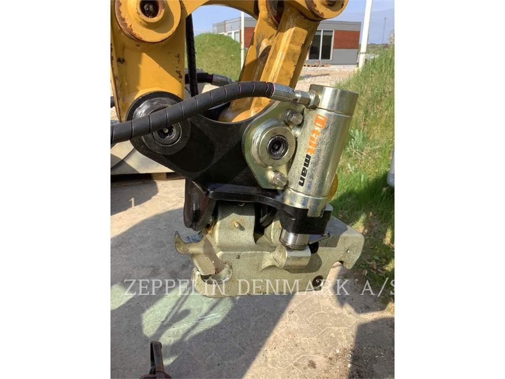 CAT 301.6 Pásové rýpadlá