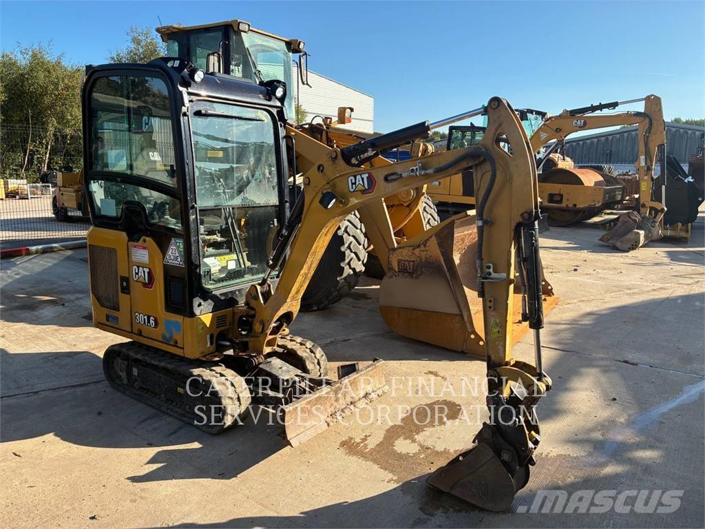 CAT 301.6-05 Pásové rýpadlá