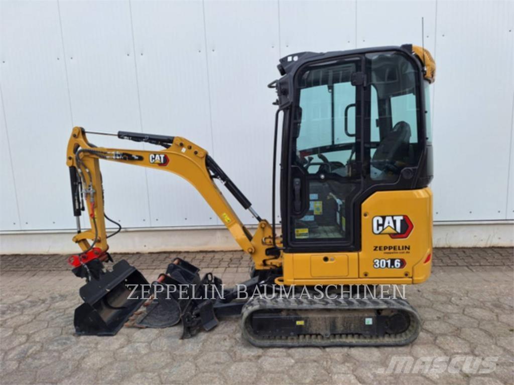 CAT 301.6-05A Pásové rýpadlá