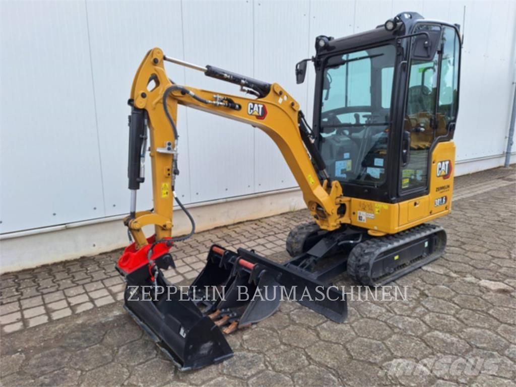 CAT 301.6-05A Pásové rýpadlá
