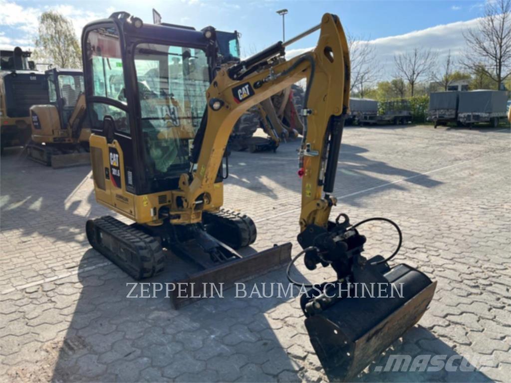 CAT 301.6-05A Pásové rýpadlá