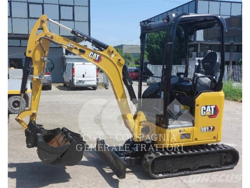 CAT 301.7 Pásové rýpadlá