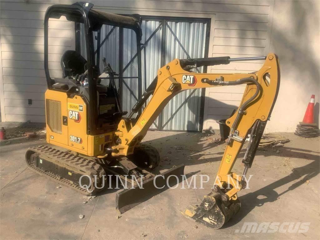 CAT 301.7 Pásové rýpadlá