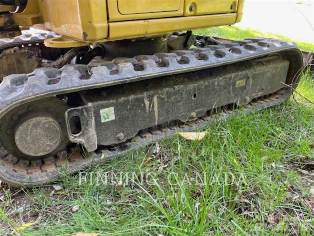 CAT 301.7-05 Pásové rýpadlá