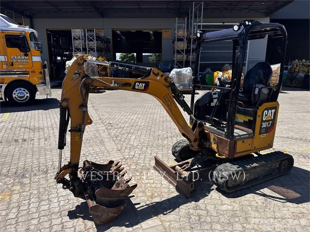 CAT 301.7-05CR Pásové rýpadlá