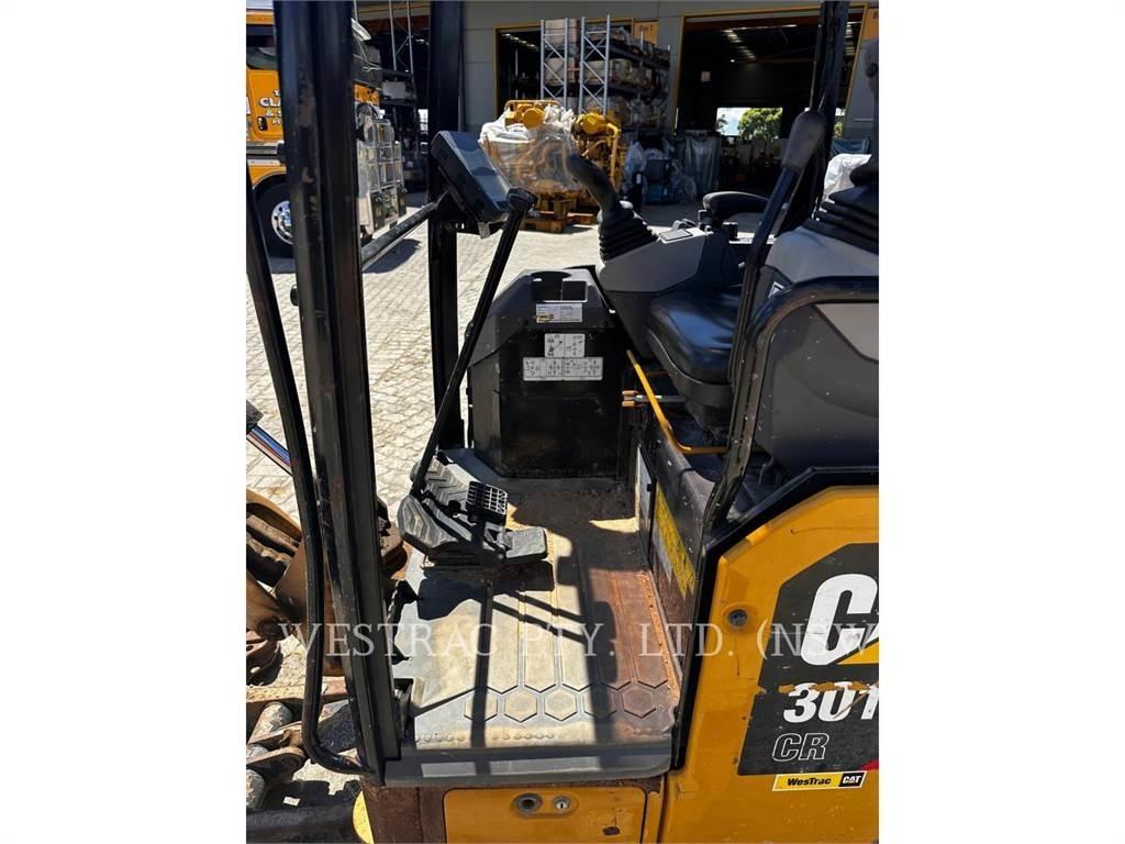 CAT 301.7-05CR Pásové rýpadlá