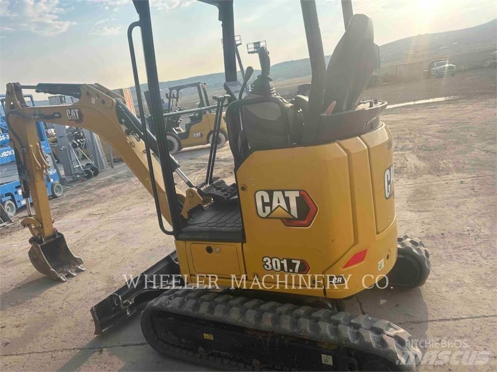 CAT 301.7 C1 Pásové rýpadlá