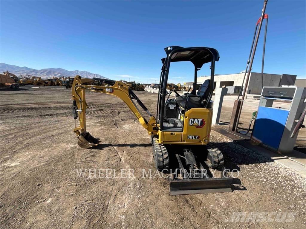 CAT 301.7 C1 Pásové rýpadlá