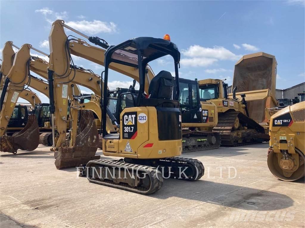 CAT 301.705 Pásové rýpadlá