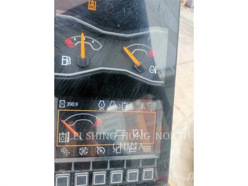 CAT 301.7CR Pásové rýpadlá