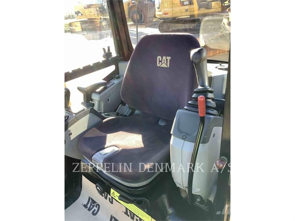 CAT 301.7D Pásové rýpadlá