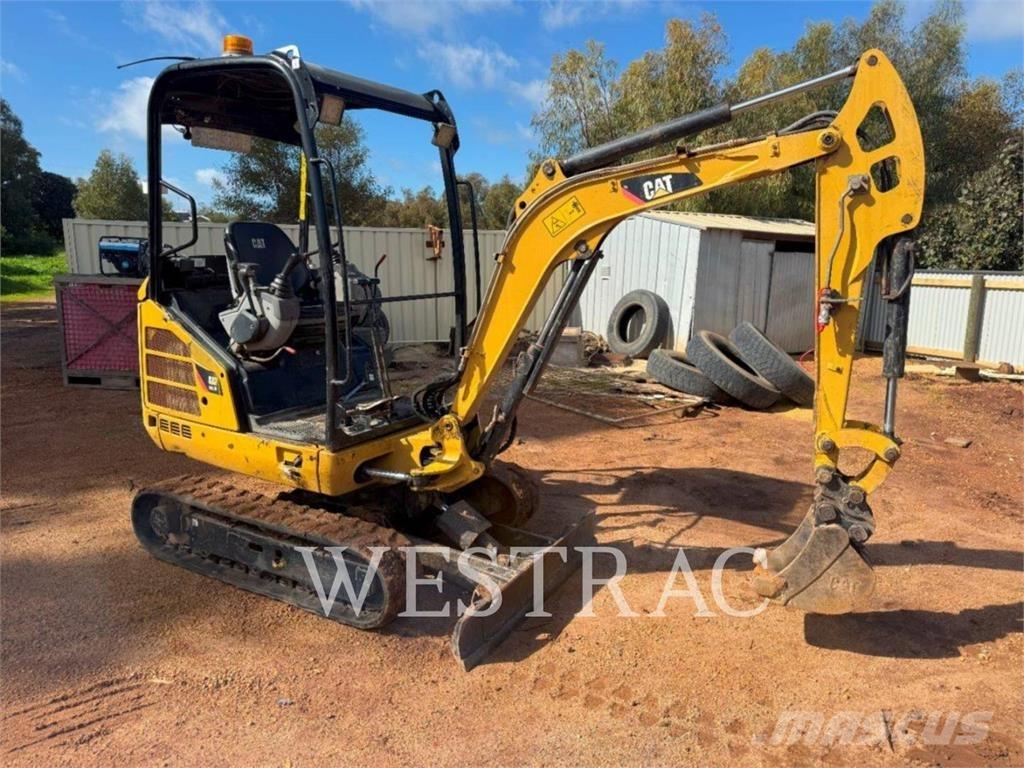 CAT 301.7D Pásové rýpadlá
