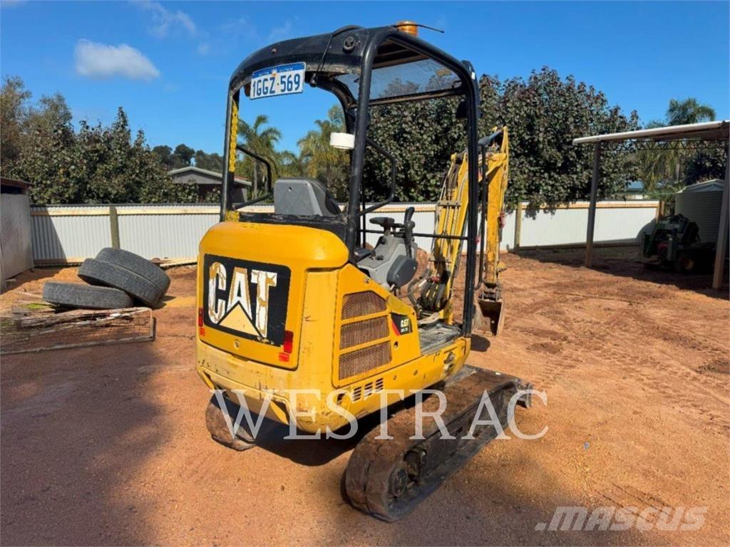 CAT 301.7D Pásové rýpadlá