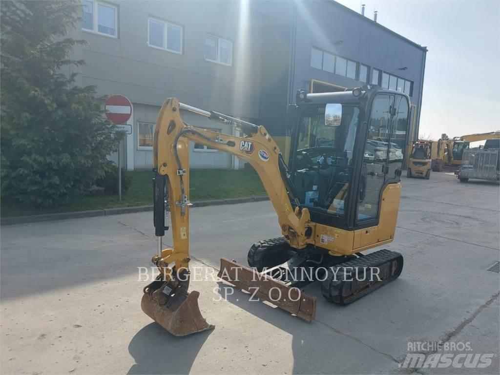 CAT 301.8 Pásové rýpadlá