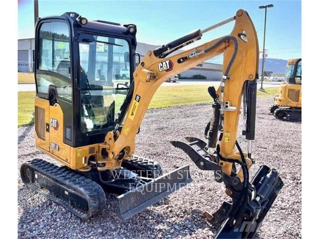 CAT 301.8 Pásové rýpadlá
