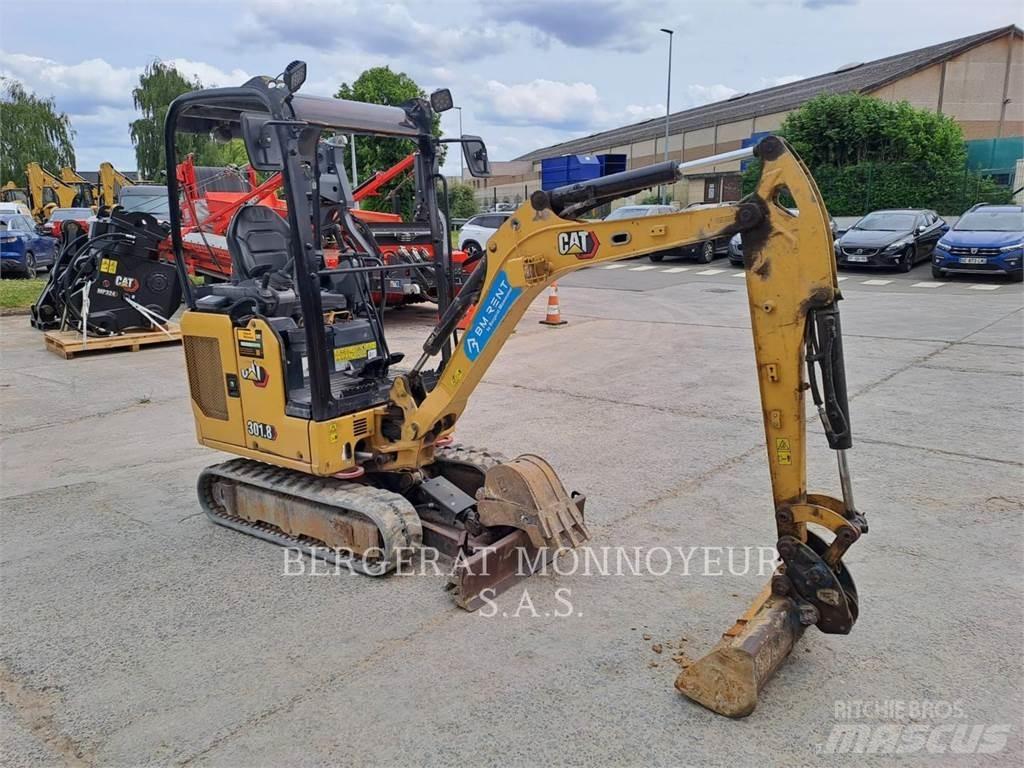 CAT 301.8 Pásové rýpadlá
