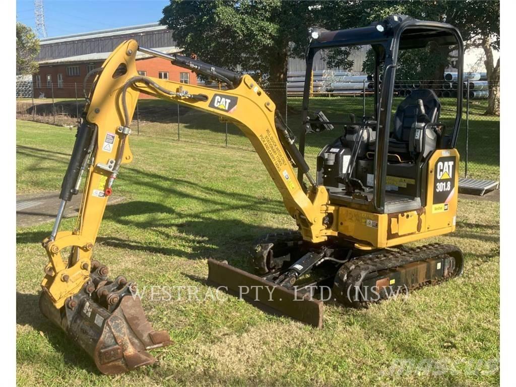 CAT 301.8 Pásové rýpadlá