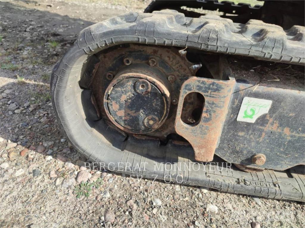 CAT 301.8 Pásové rýpadlá