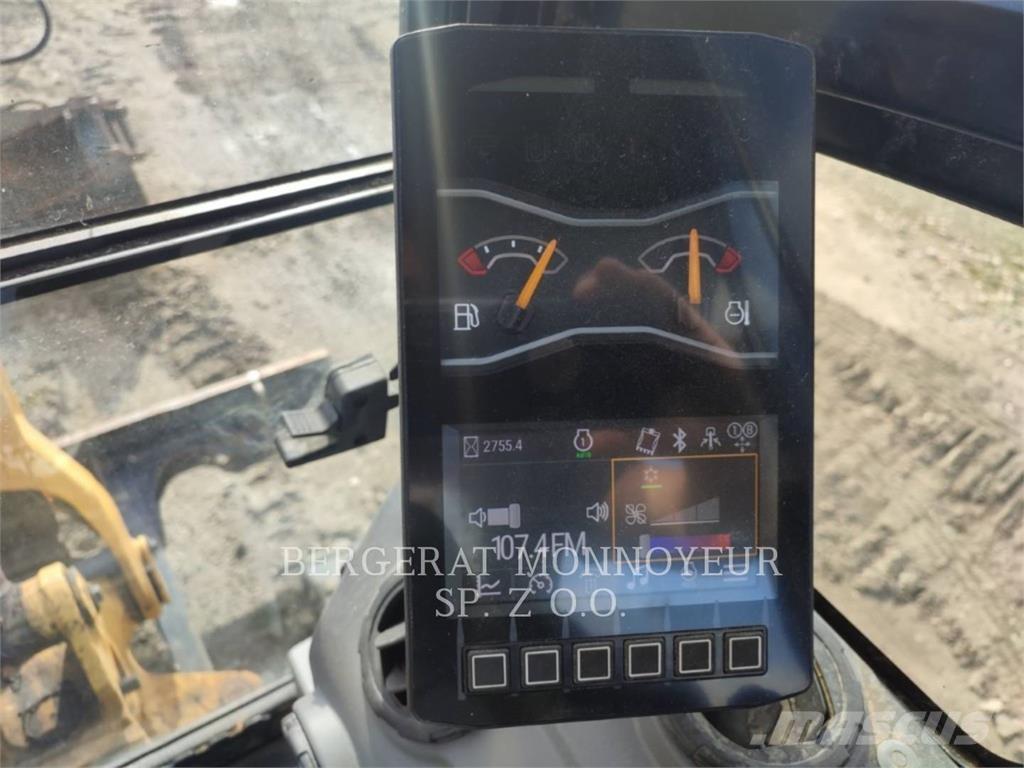 CAT 301.8 Pásové rýpadlá