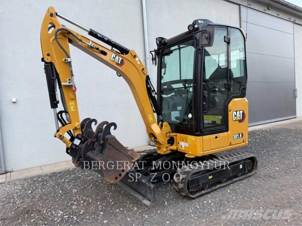CAT 301.8 Pásové rýpadlá