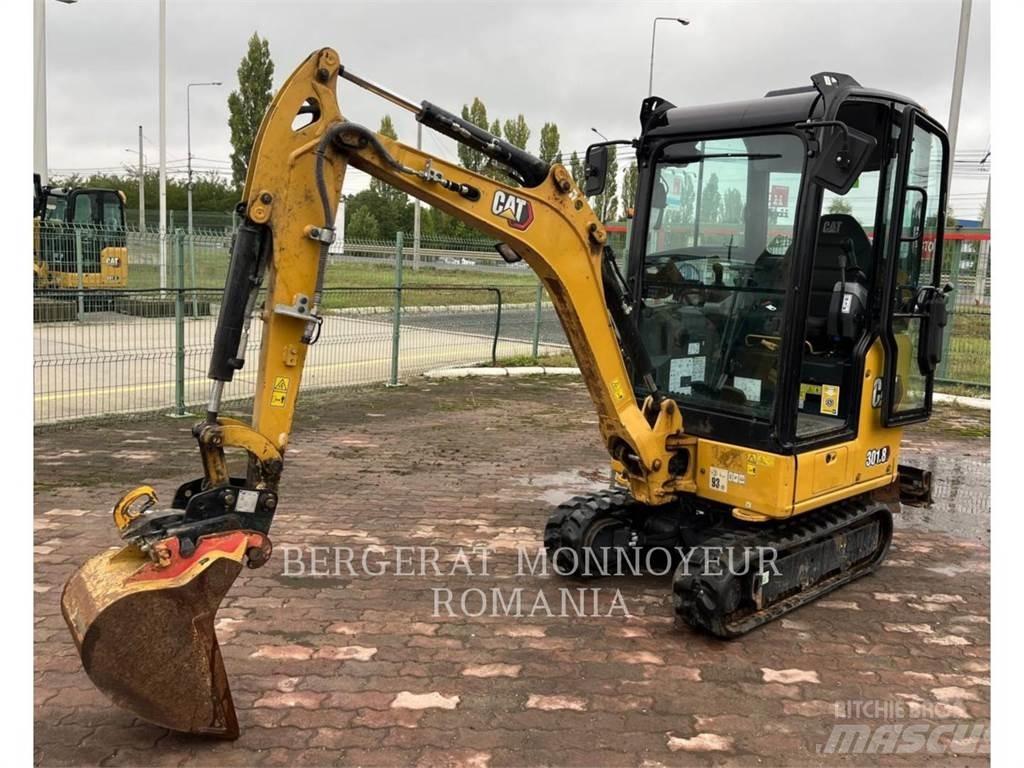 CAT 301.8-05 Pásové rýpadlá