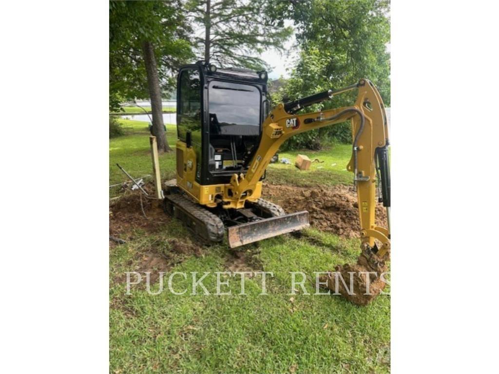 CAT 301.8-05 Pásové rýpadlá