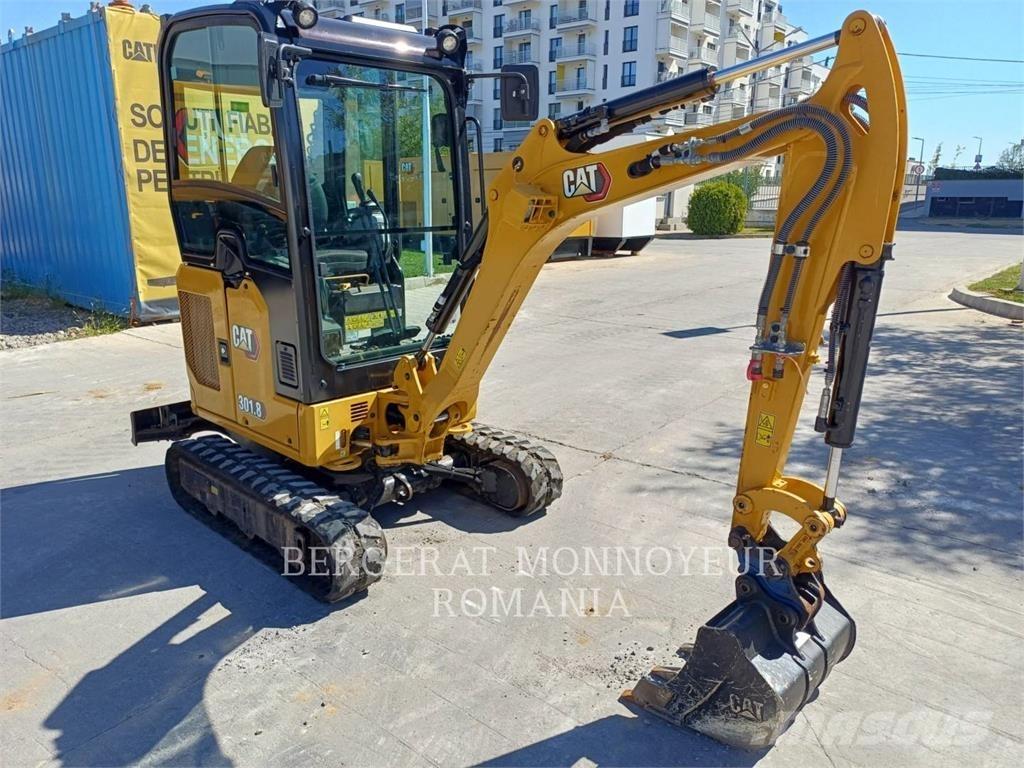CAT 301.8-05 Pásové rýpadlá