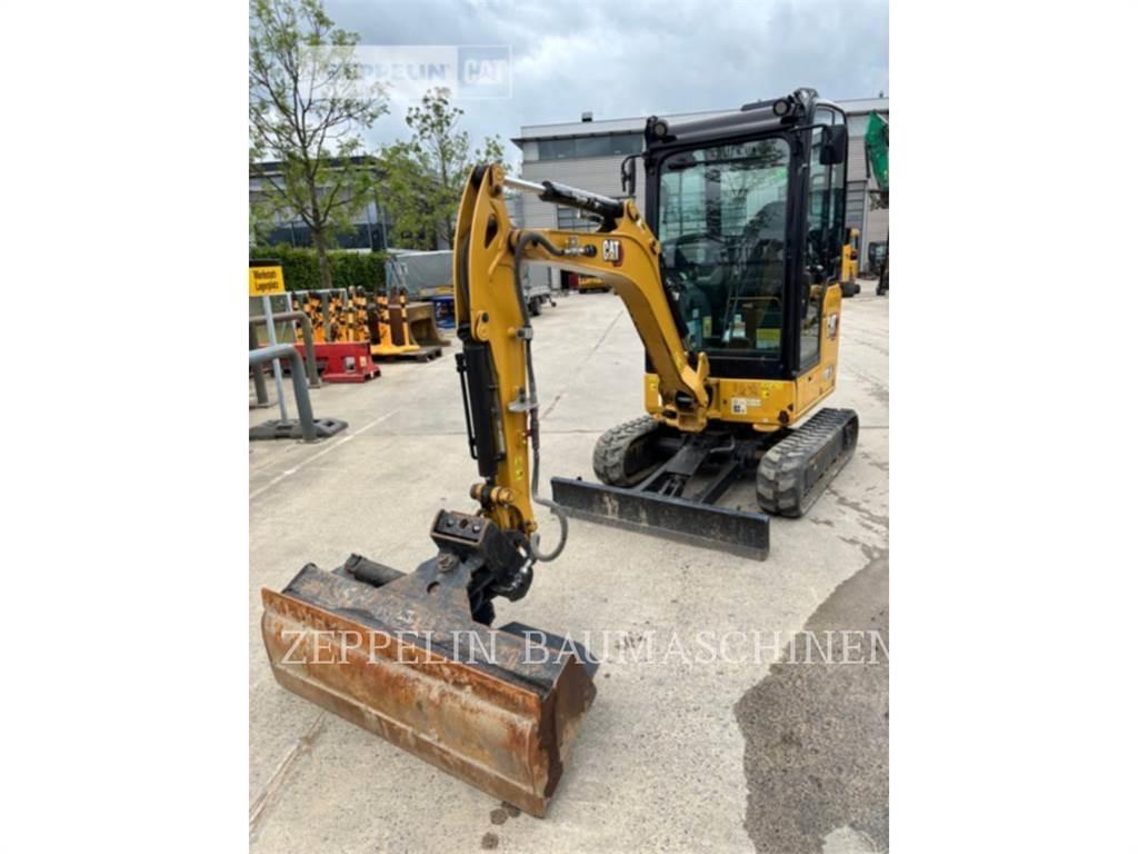 CAT 301.8-05A Pásové rýpadlá