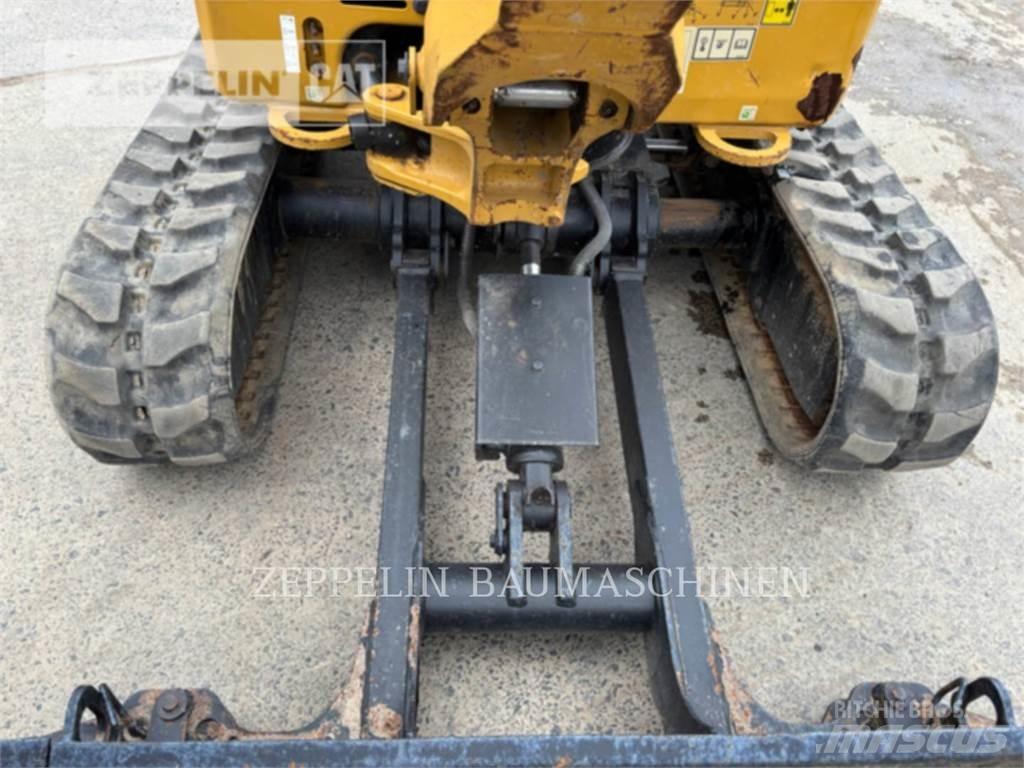 CAT 301.8-05A Pásové rýpadlá