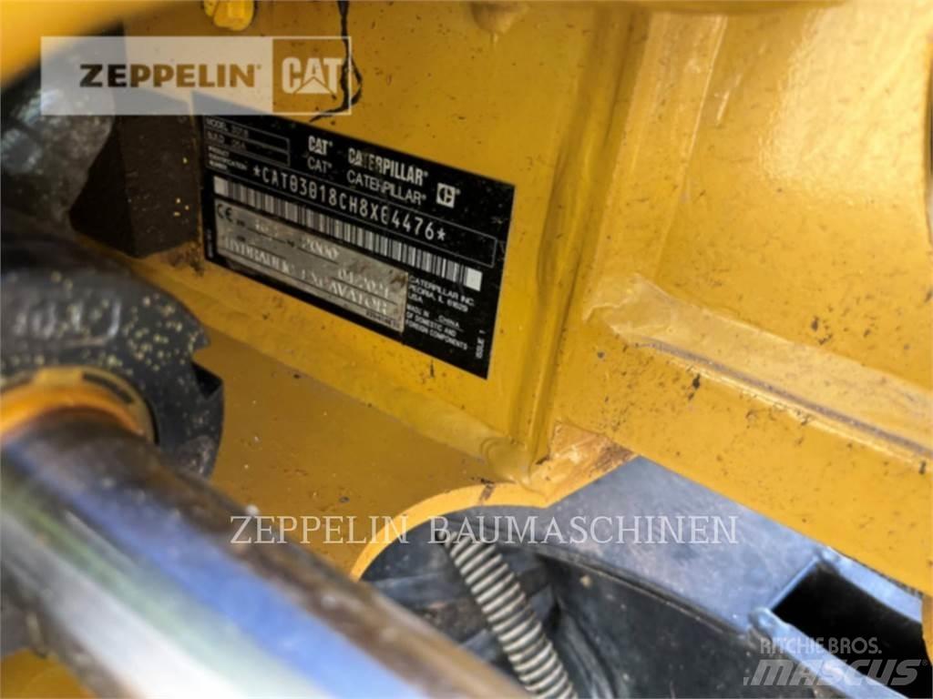 CAT 301.8-05A Pásové rýpadlá