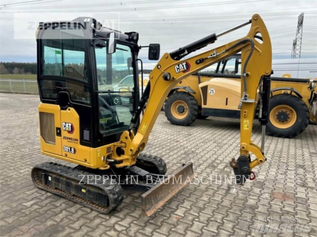 CAT 301.8-05A Pásové rýpadlá