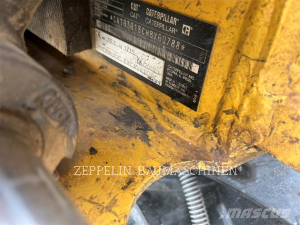 CAT 301.8-05A Pásové rýpadlá