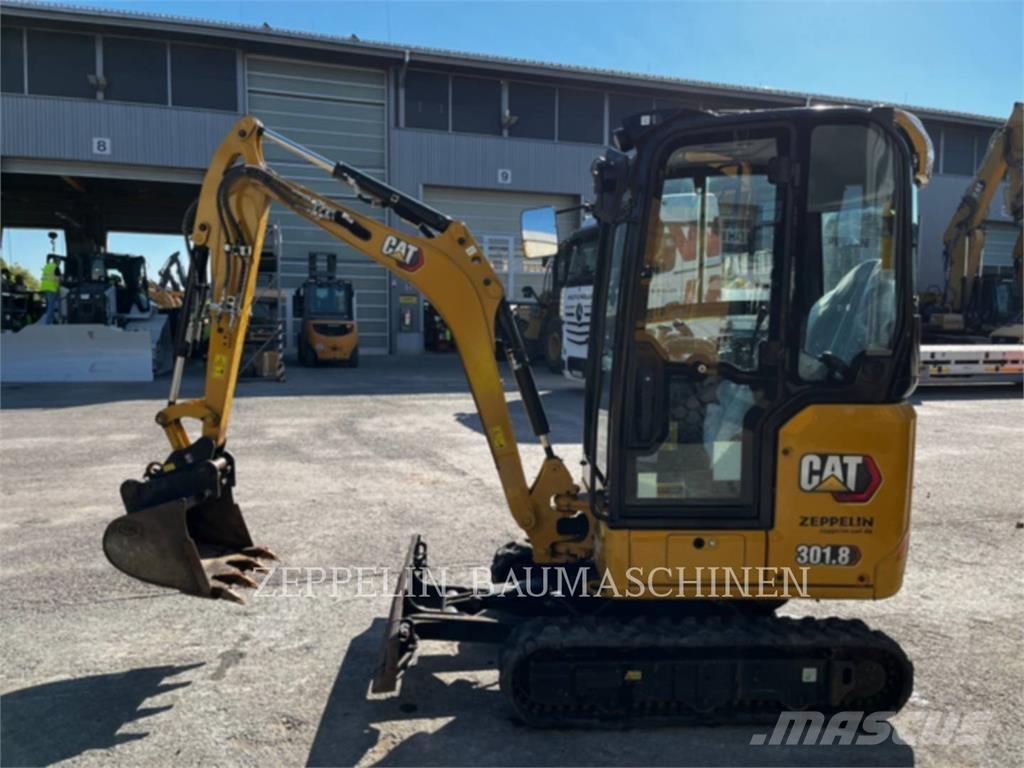 CAT 301.8-05A Pásové rýpadlá