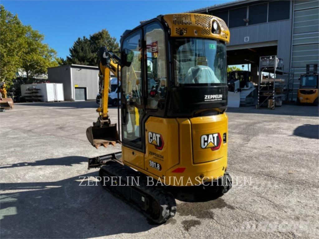 CAT 301.8-05A Pásové rýpadlá