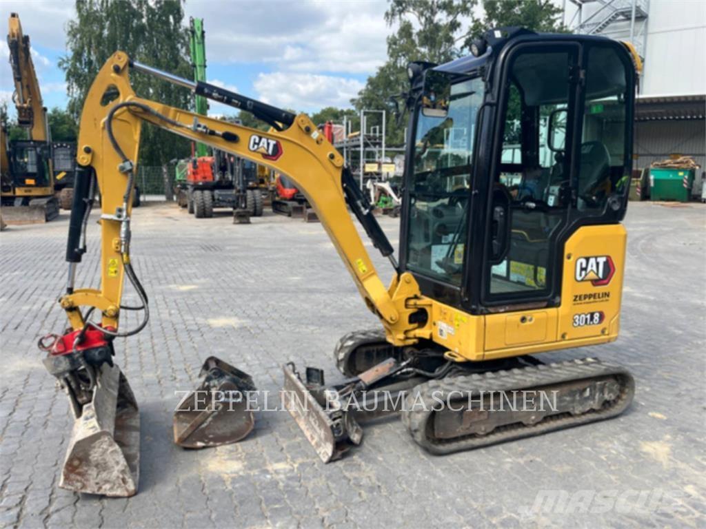 CAT 301.8-05A Pásové rýpadlá