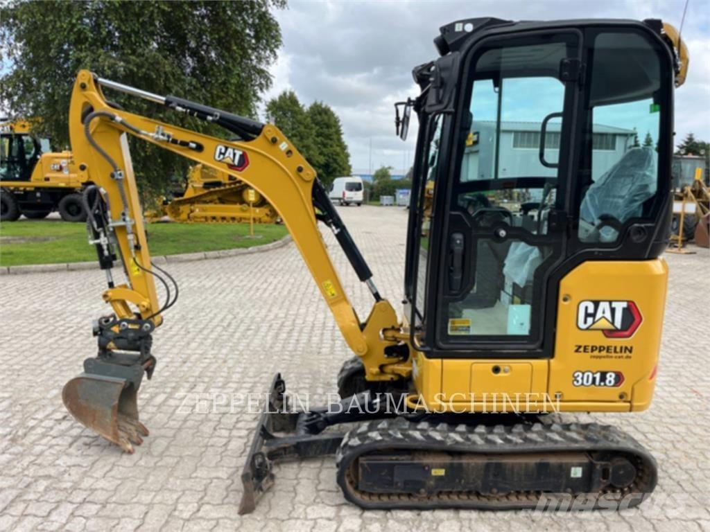 CAT 301.8-05A Pásové rýpadlá