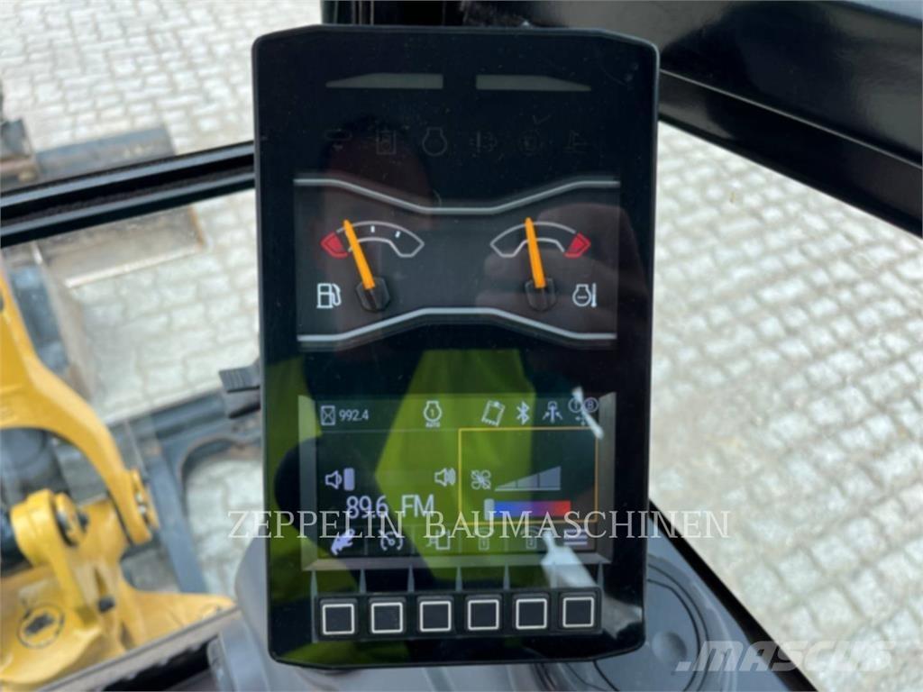 CAT 301.8-05A Pásové rýpadlá