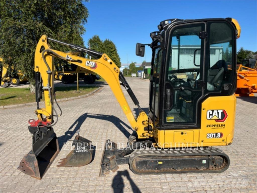 CAT 301.8-05A Pásové rýpadlá