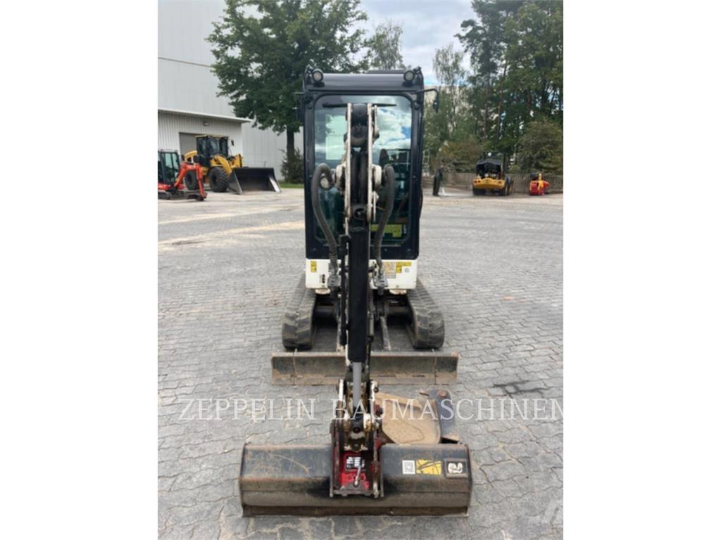 CAT 301.8-05A Pásové rýpadlá