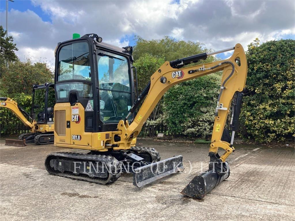 CAT 301.8-05A Pásové rýpadlá