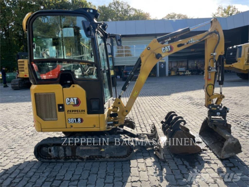 CAT 301.8-05A Pásové rýpadlá