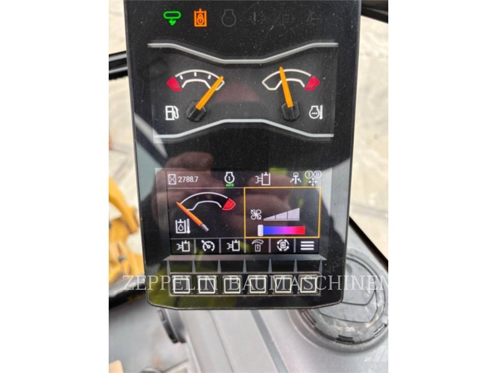 CAT 301.8-05A Pásové rýpadlá