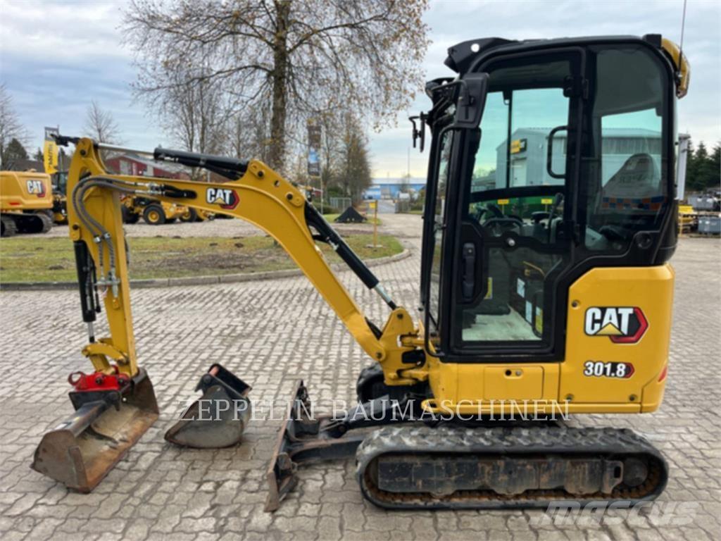 CAT 301.8-05A Pásové rýpadlá