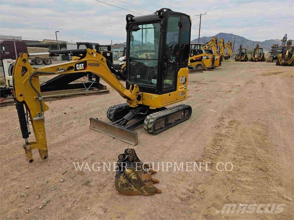 CAT 301.805 Pásové rýpadlá