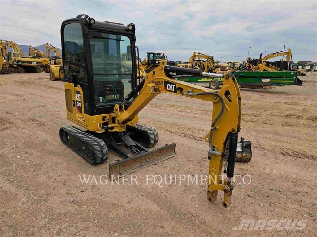 CAT 301.805 Pásové rýpadlá