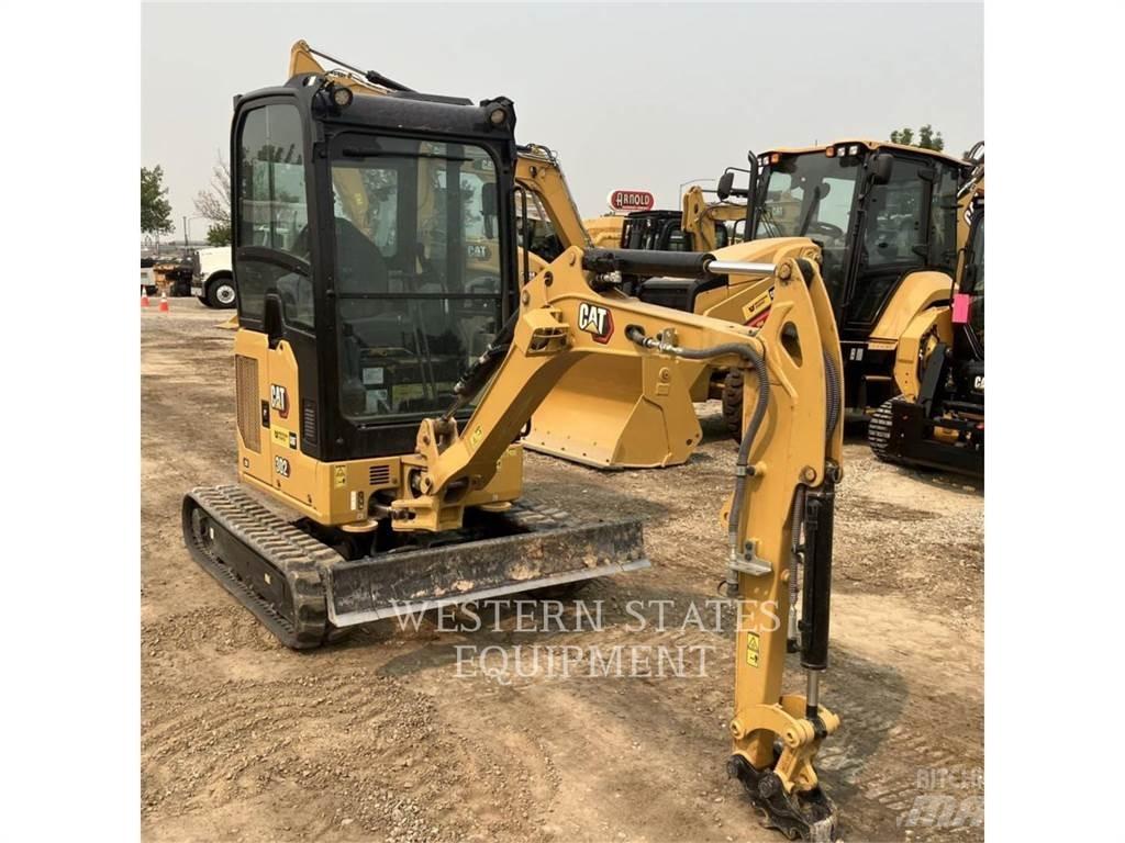 CAT 302 Pásové rýpadlá