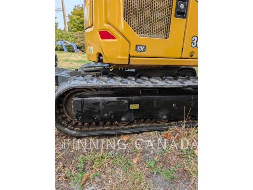 CAT 302 Pásové rýpadlá